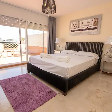 Spacious Penthouse Guadalmina, San Pedro Appartamento *